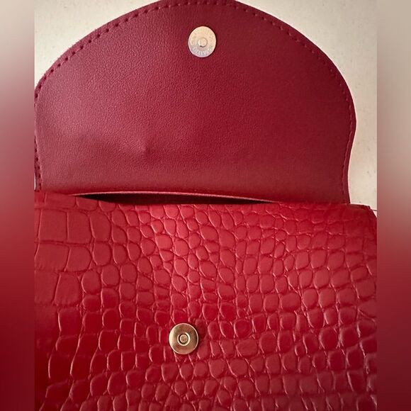 Red wallet and purse with good heart - Picture 4 of 5